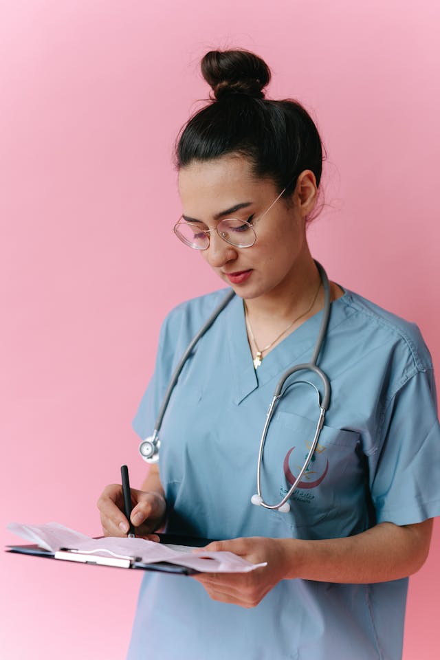 2024-top-ideas-for-nursing-capstone-projects-100-healthcare--3.jpg